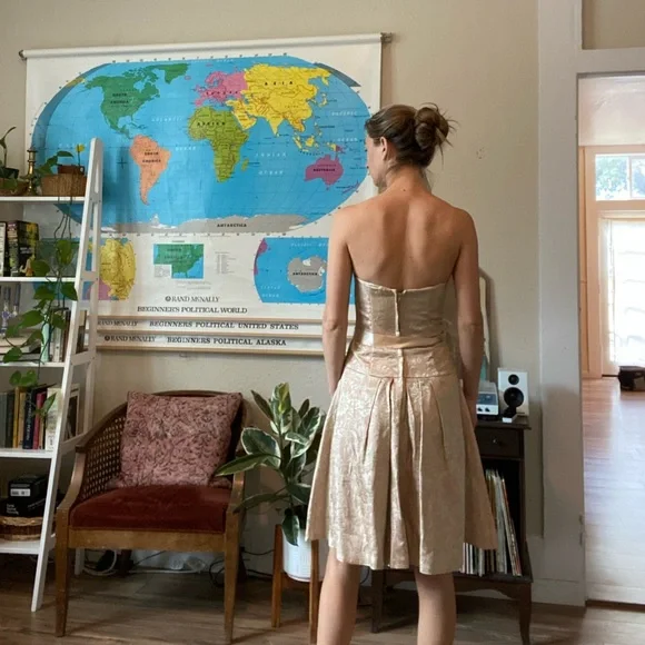 Strapless light pink and gold formal dress - Picture 7 of 7